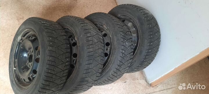 Dunlop Ice Touch 185/60 R15