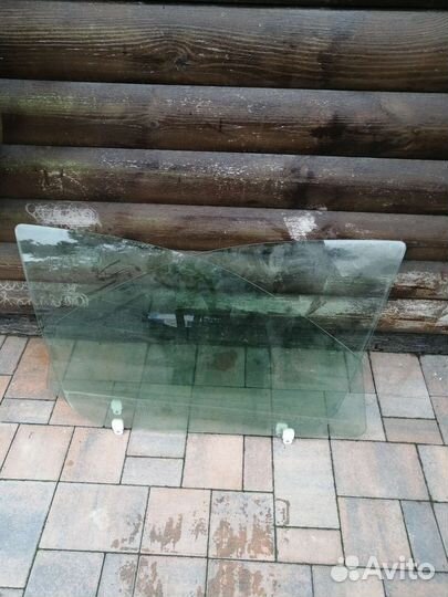 Стекла на митсубиси аутлендер