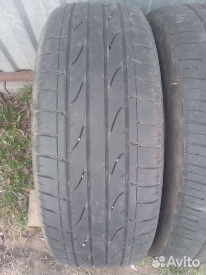 Bridgestone Dueler H/T 843 215/60 R17 96H