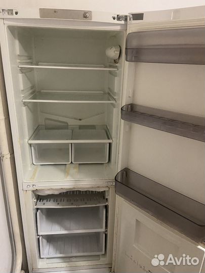 Холодильник ariston бу