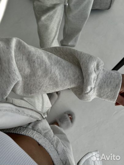 Костюм спортивный женский