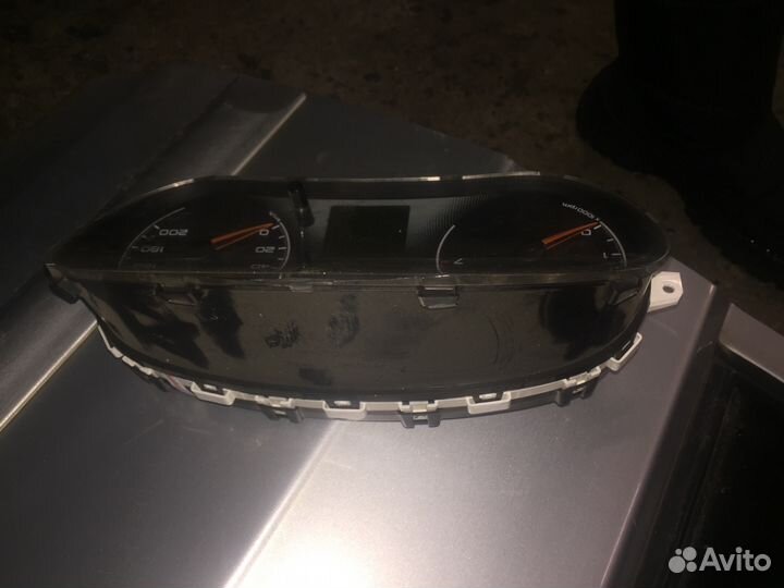 Щиток приборов Лада Гранта 2016 года