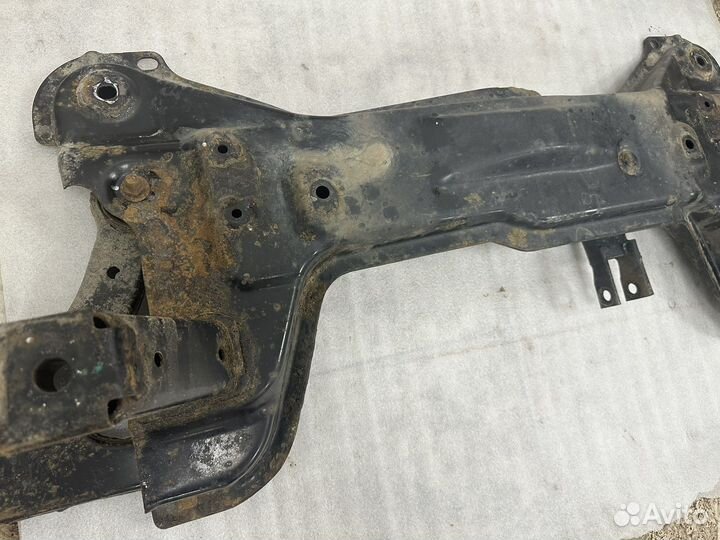 CHery Arrizo 2014 подрамник