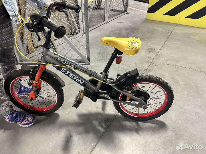 Велосипед двухколесный Stern