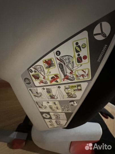 Автомобильное кресло britax romer 15-36 кг