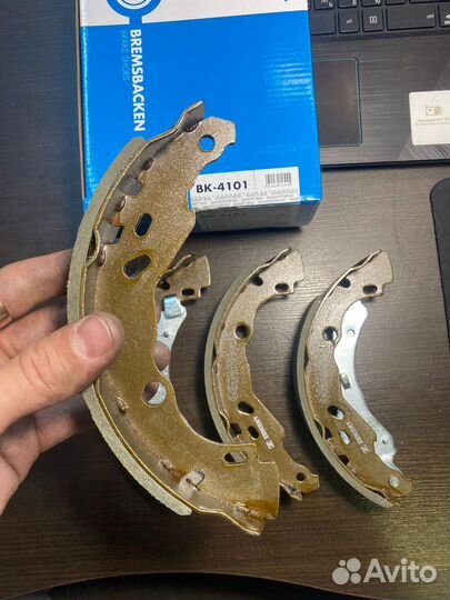 Колодки тормозные барабанные Nissan Micra K13