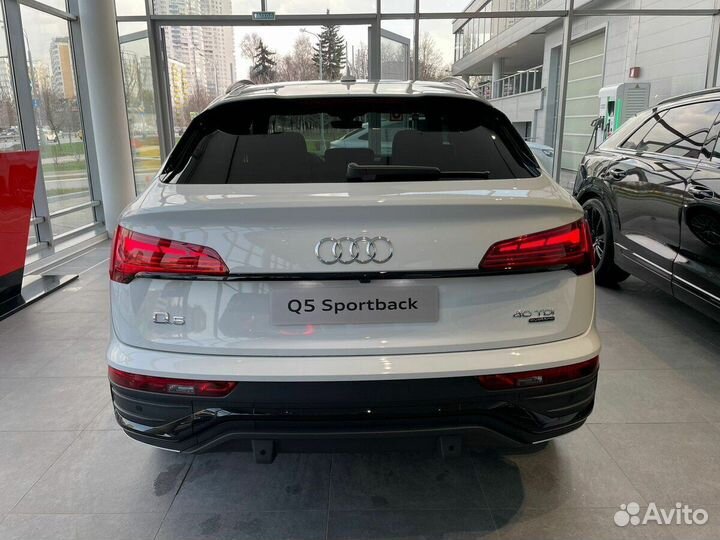 Audi Q5 Sportback 2.0 AMT, 2022