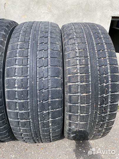 Nitto NT90W 235/60 R18