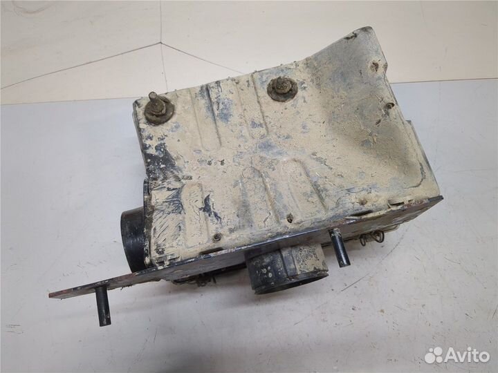 Корпус воздушного фильтра Land Rover Discovery 1