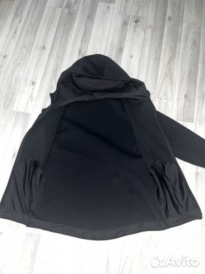 Костюм спортивный