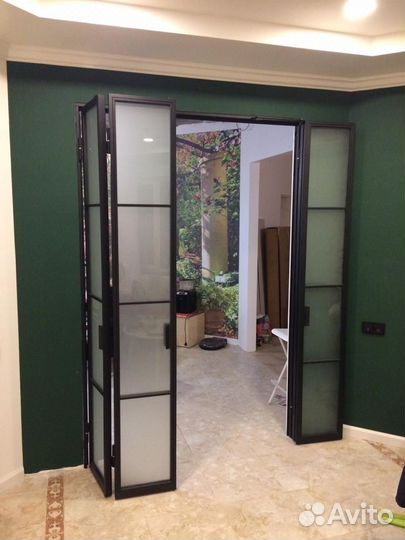 Перегородки раздвижные. Стеклянные перегородки