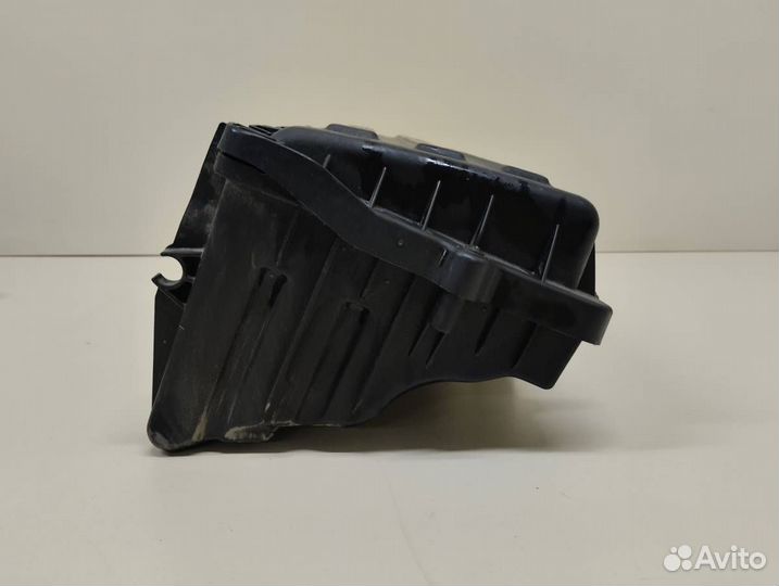 Корпус воздушного фильтра Volkswagen Polo MK5 2011