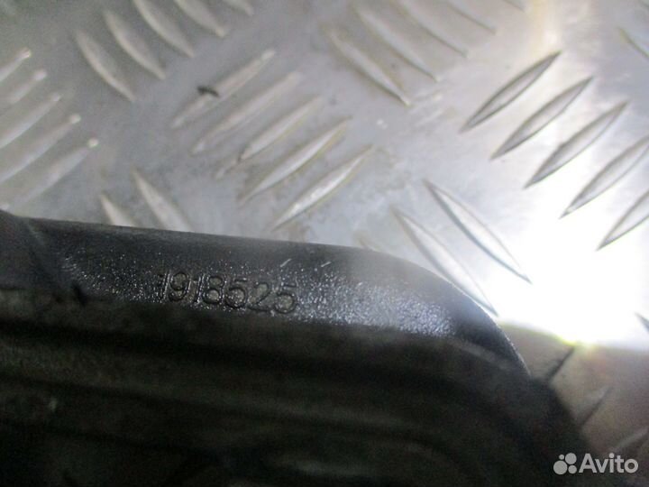 Проставка клапанной крышки Scania 1918525