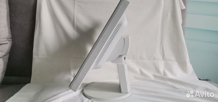 Монитор NEC lcd1970nxp
