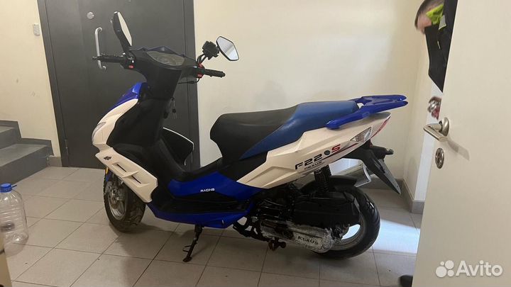 Скутер 150 кубов Nexus F22s