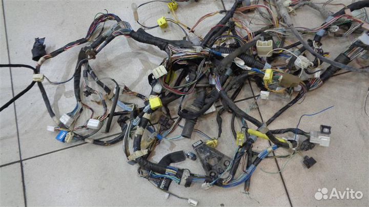 Проводка салона Toyota Echo 1999-2005