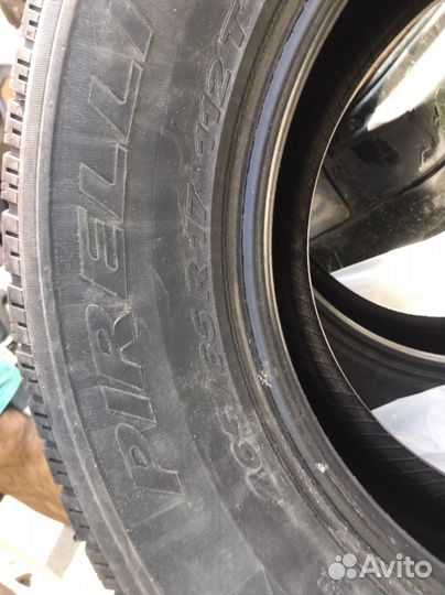 Pirelli Carrier 265/65 R17