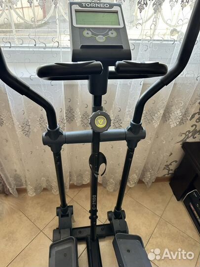 Эллиптический тренажер