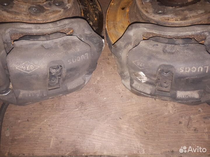 Суппорт тормозной на Renault Logan