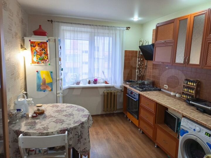 2-к. квартира, 60 м², 10/11 эт.