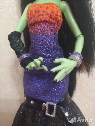 Каста Monster High