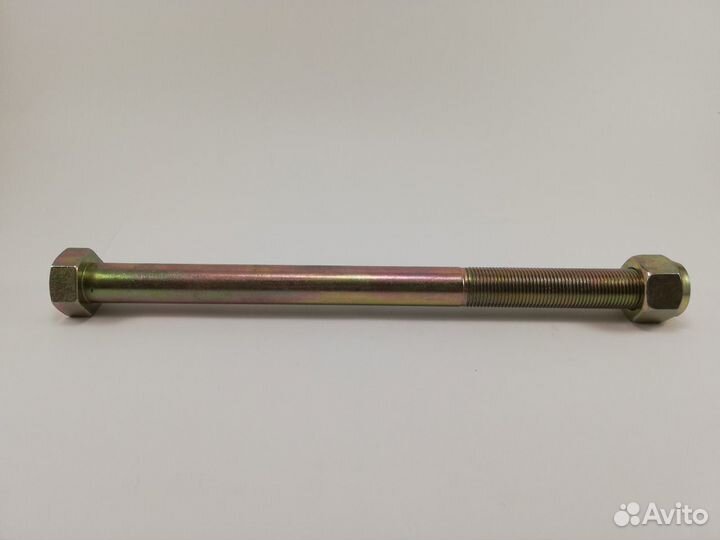 Болт реактивной тяги Хово Шакман