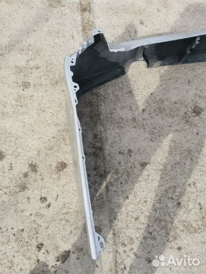 Бампер задний Toyota Alphard ANH10