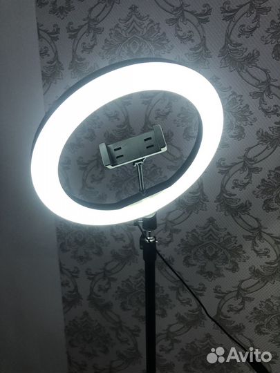Кольцевая лампа со штативом 26 см
