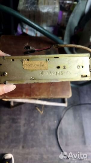 Автомобильный радиоприемник времён СССР