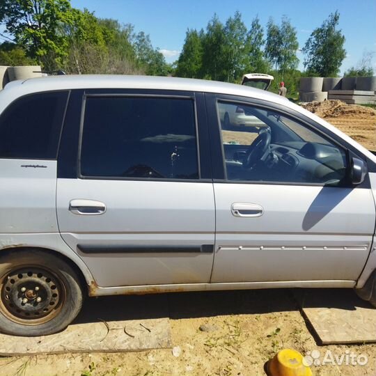 Hyundai Matrix 1.6 МТ, 2004, битый, 20 000 км