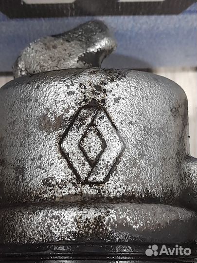 Суппорт тормозной перед Renault logan stepway 2 Ле