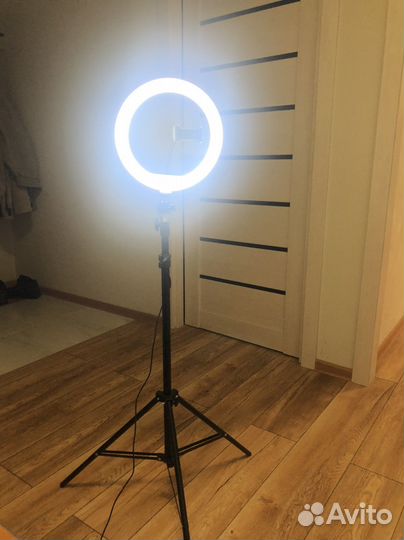 Кольцевая лампа 30,5 см