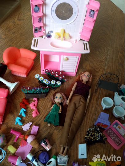 Кукла Барби, мебель и аксессуары(много). лот