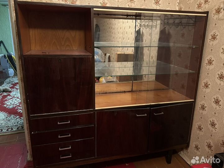 Шкаф сервант СССР