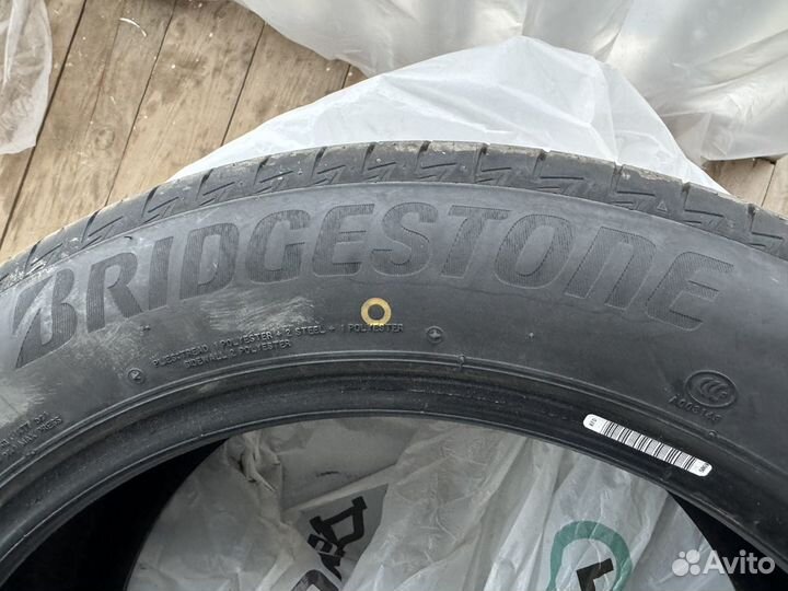 Bridgestone Turanza T005A 215/55 R17