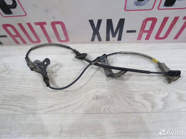 Датчик ABS задний правый Hyundai Solaris 2