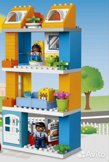 Продаю конструктор Lego duplo town+ пластина