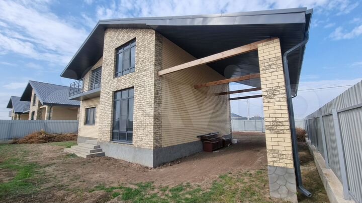 Дом 156 м² на участке 6 сот.