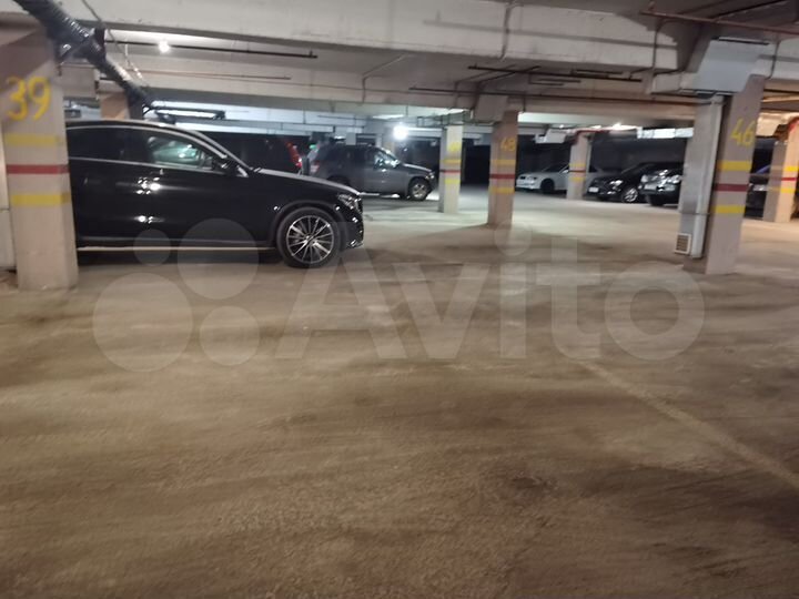 Машиноместо, 17 м²