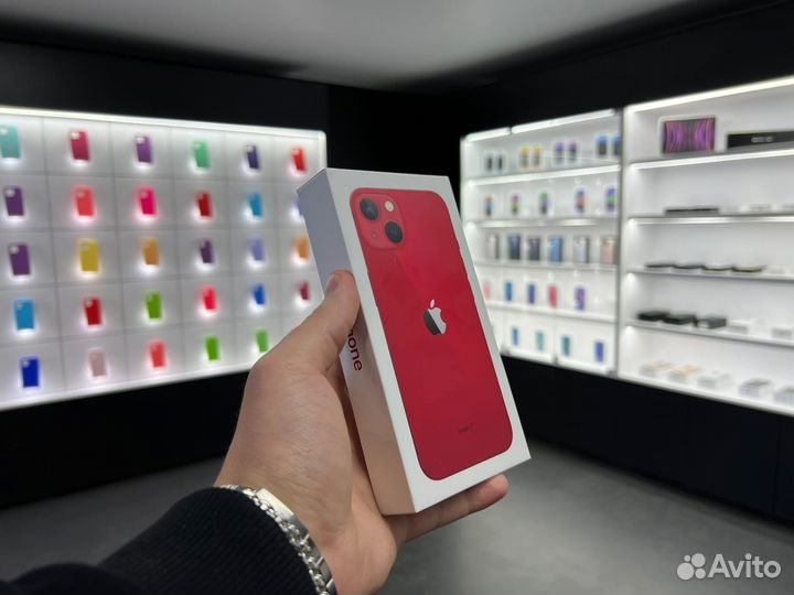iPhone 13 256GB Red, новый