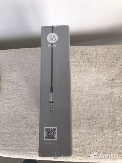 Новые в упаковке наушники bang and olufsen form 2i
