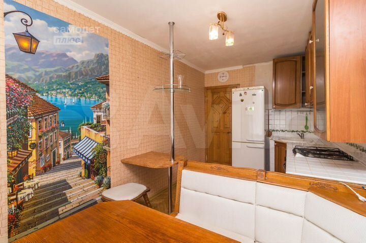 4-к. квартира, 112 м², 10/11 эт.