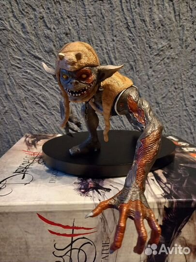Darkness 2 darkling statue