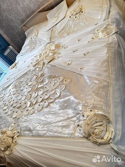 Покрывало с наволочками