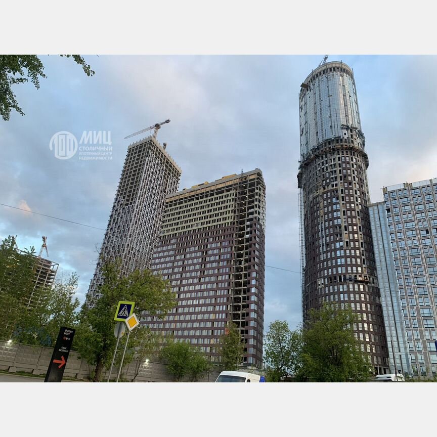 2-к. квартира, 83,3 м², 16/26 эт.