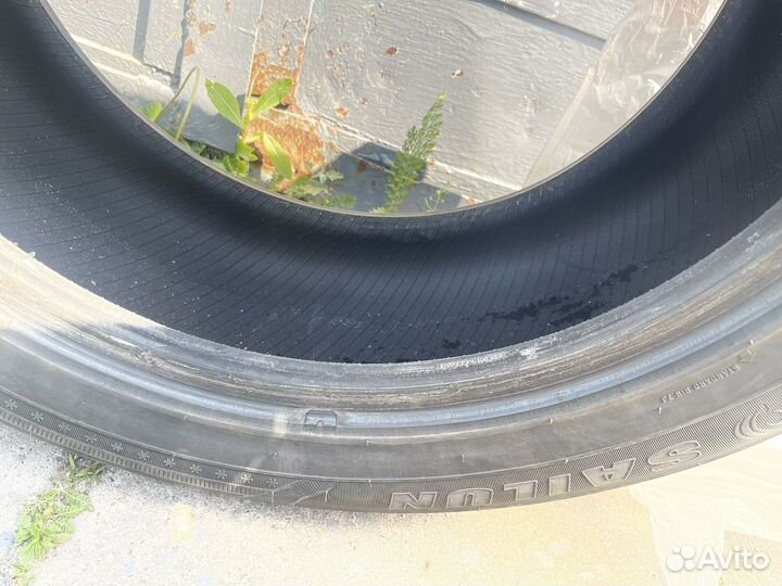 Winter Tact WT 80 215/105 R17 94H