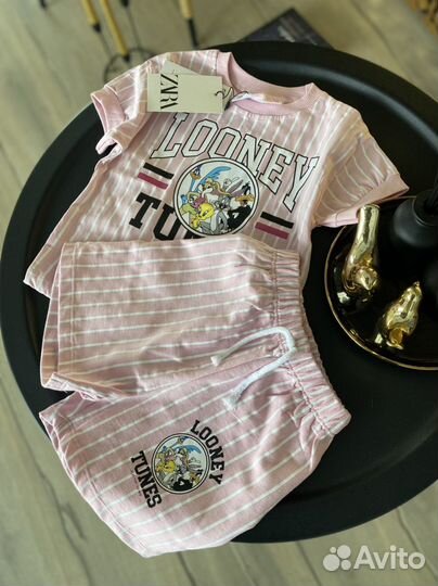 Костюм от zara