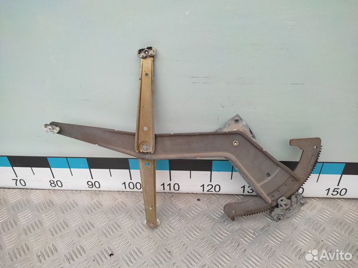 Б/У Стеклоподъемник механический передний п#001