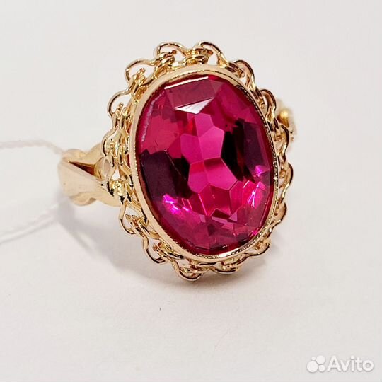 Золотое кольцо с корундом 583 проба 18 размер