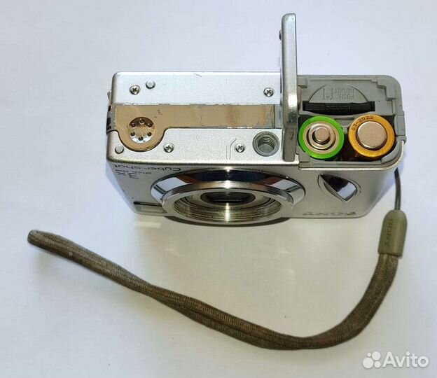 Sony Cyber-Shot DSC-W7